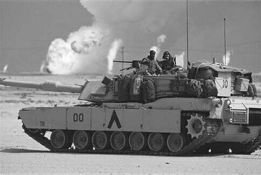 Tank voor enkele brandende oliebronnen