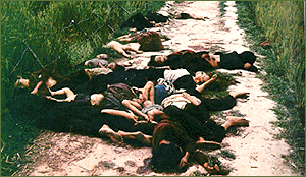 Burgerslachtoffers in My Lai - door Amerikaanse soldaten verkracht en vermoord - deze beelden gingen de hele wereld over