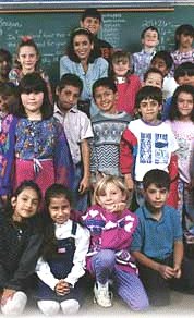 Tekening van Unicef die het 'Recht op Onderwijs' uitbeeldt