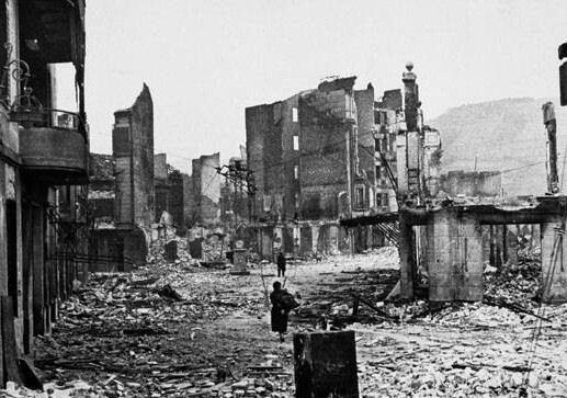 Guernica na het bombardement van de Nationalisten